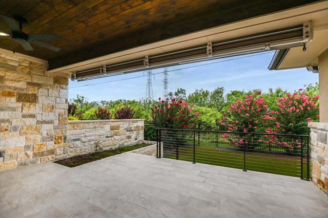 416 Hi CIR W B, Horseshoe Bay, TX 78657
