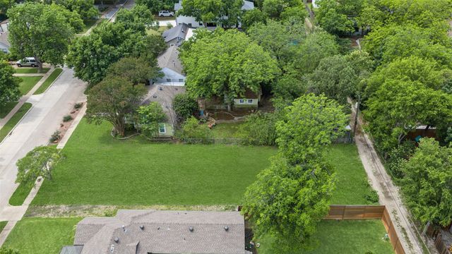 8819 Redondo Drive, Dallas, TX 75218