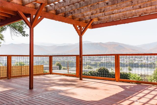 1218 N Ashland, East Wenatchee, WA 98802