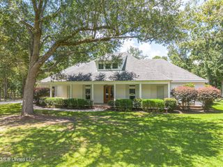 7381 Woodland Drive, Pass Christian, MS 39571
