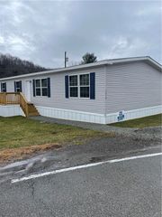 1218 Sunset Drive, Robinson Twp, PA 15019