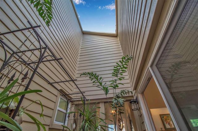 3410 AVENIDA MADERA B, Bradenton, FL 34210