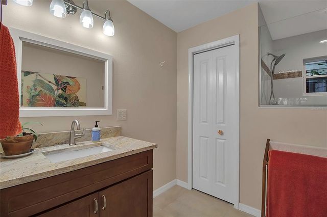 3410 AVENIDA MADERA B, Bradenton, FL 34210