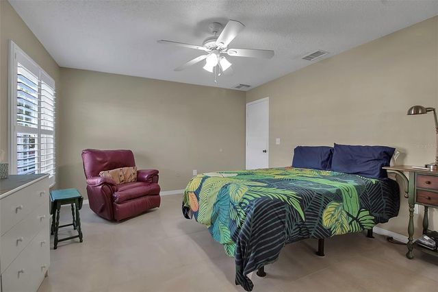 3410 AVENIDA MADERA B, Bradenton, FL 34210