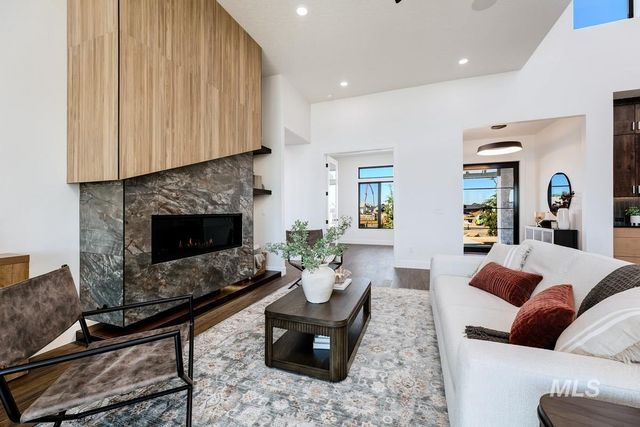 525 Founder Ave, Middleton, ID 83644