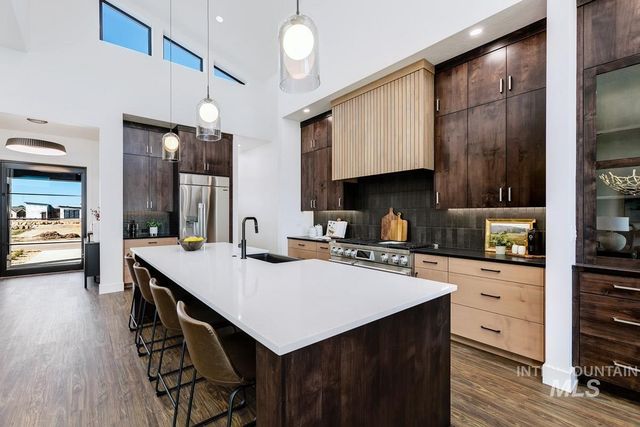 525 Founder Ave, Middleton, ID 83644