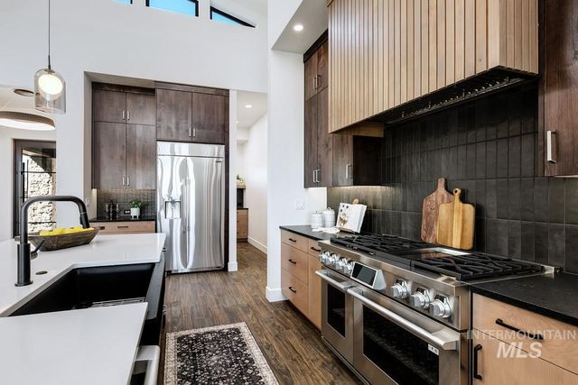 525 Founder Ave, Middleton, ID 83644