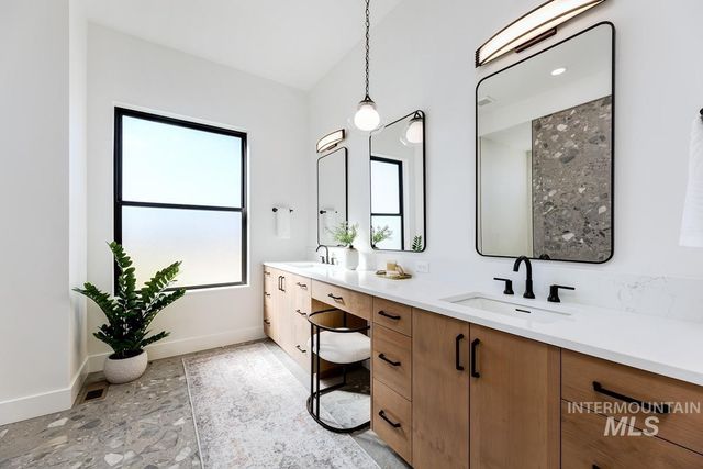 525 Founder Ave, Middleton, ID 83644