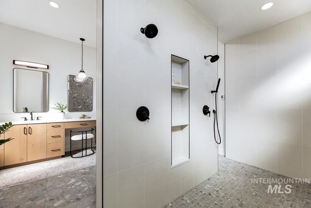 525 Founder Ave, Middleton, ID 83644