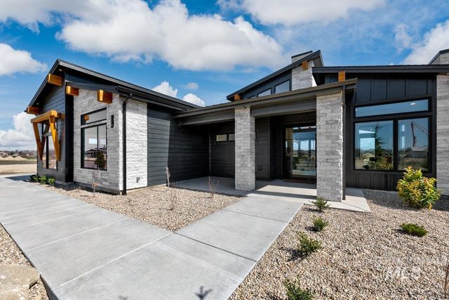 525 Founder Ave, Middleton, ID 83644