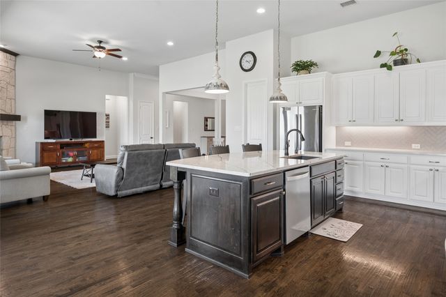 4532 Seney Drive, Rockwall, TX 75087