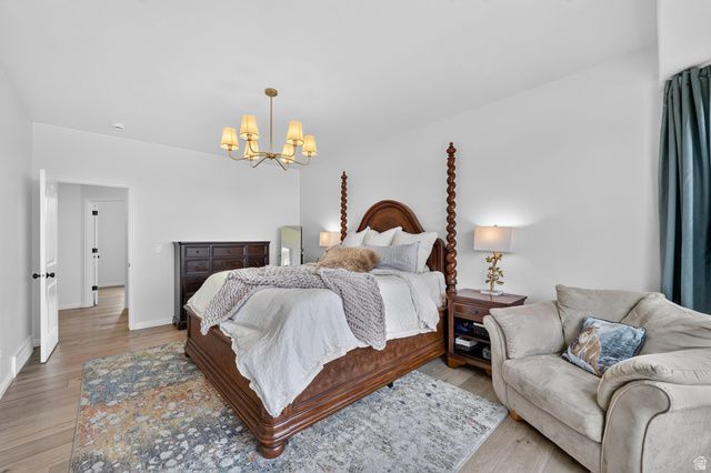 1672 EQUESTRIAN PARK WAY, Kaysville, UT 84037