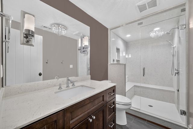 1672 EQUESTRIAN PARK WAY, Kaysville, UT 84037