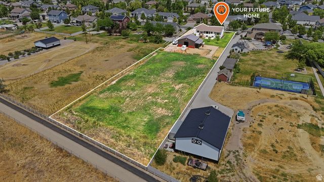 1672 EQUESTRIAN PARK WAY, Kaysville, UT 84037