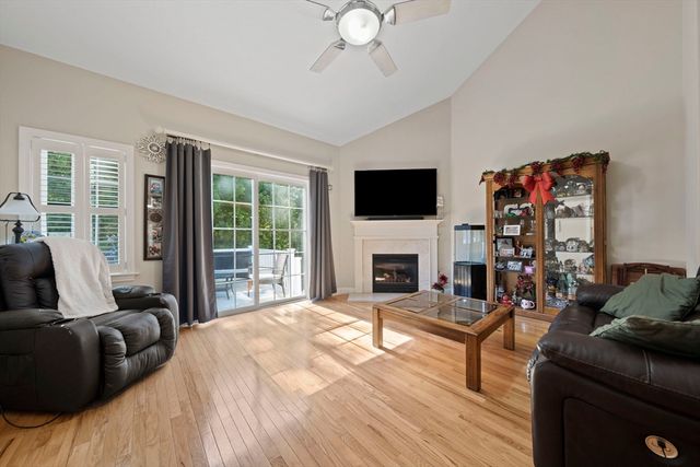 877 Auburnville Way A3, Whitman, MA 02382