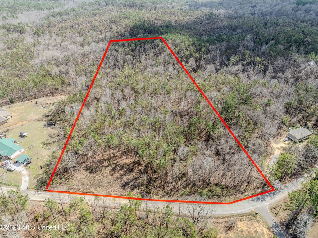 Wilkins Chapel Road, Waterford, MS 38685 — exterior