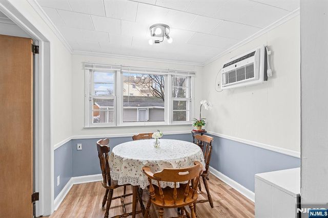 4 Banta Place, Bergenfield, NJ 07621