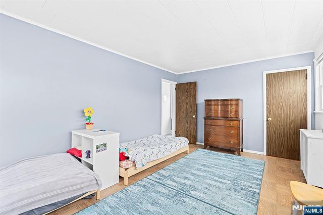 4 Banta Place, Bergenfield, NJ 07621