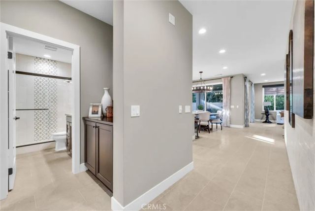 1164 Portola Oaks Dr, Lake Forest, CA 92610