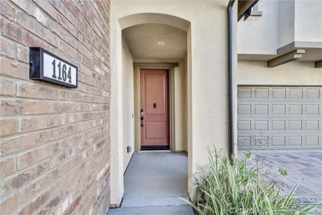 1164 Portola Oaks Dr, Lake Forest, CA 92610