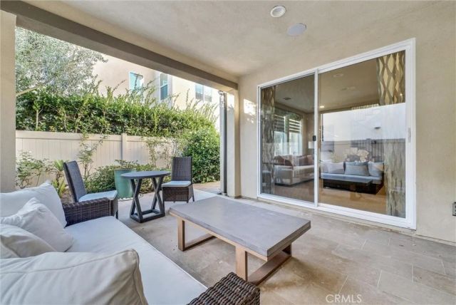 1164 Portola Oaks Dr, Lake Forest, CA 92610