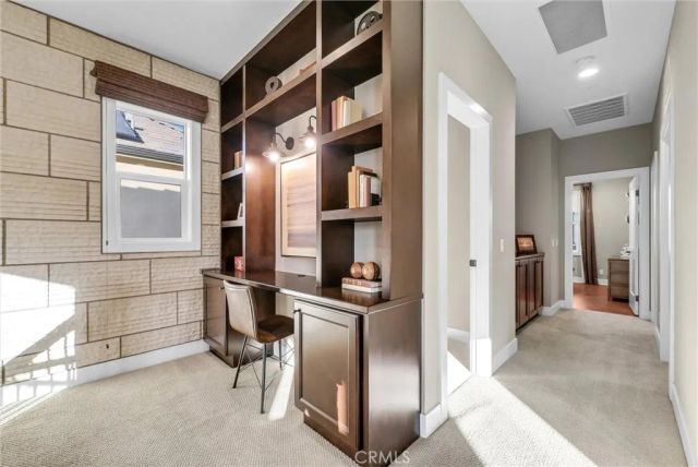 1164 Portola Oaks Dr, Lake Forest, CA 92610