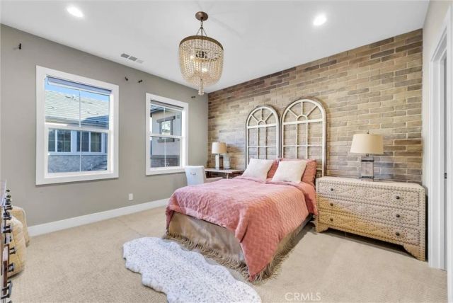 1164 Portola Oaks Dr, Lake Forest, CA 92610