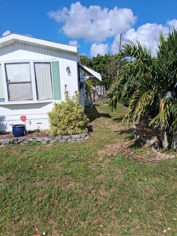 4209 S 88th Ct S S, Boynton Beach, FL 33436