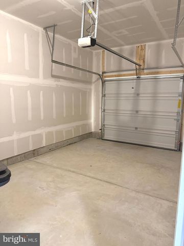 103 ABRAMO VICTOR DR, Downingtown, PA 19335