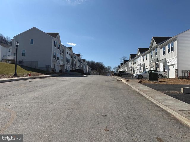 103 ABRAMO VICTOR DR, Downingtown, PA 19335