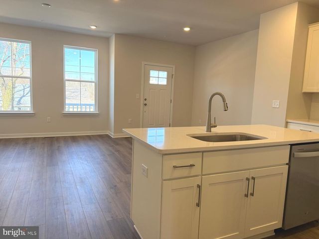 103 ABRAMO VICTOR DR, Downingtown, PA 19335