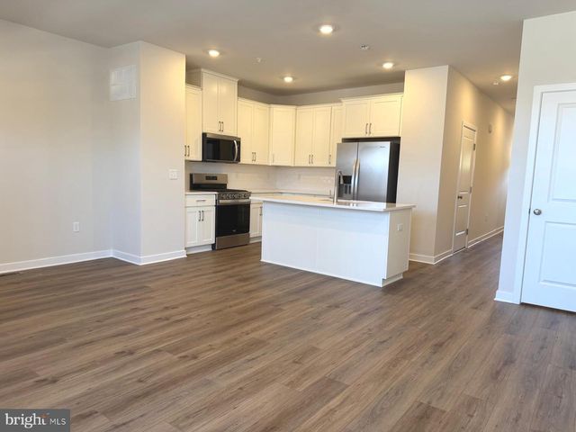 103 ABRAMO VICTOR DR, Downingtown, PA 19335