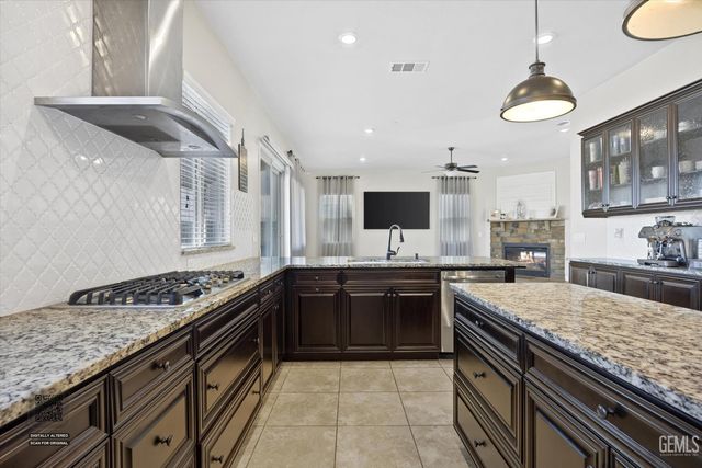 14524 Plumeria Court, Bakersfield, CA 93314