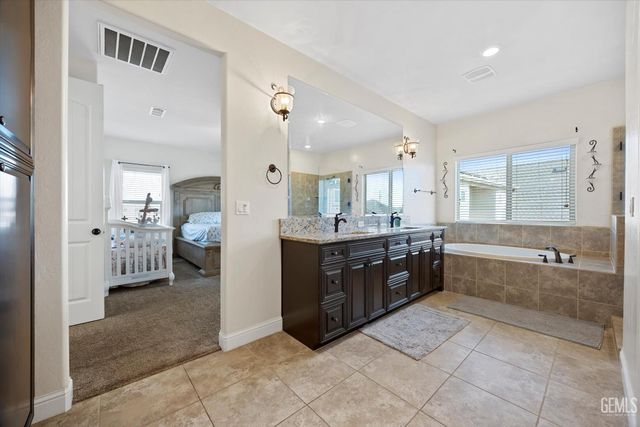 14524 Plumeria Court, Bakersfield, CA 93314