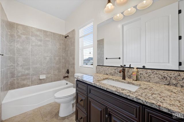 14524 Plumeria Court, Bakersfield, CA 93314