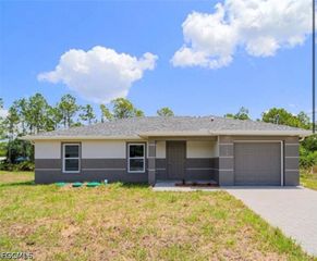 2007 Welby LN, Lehigh Acres, FL 33972