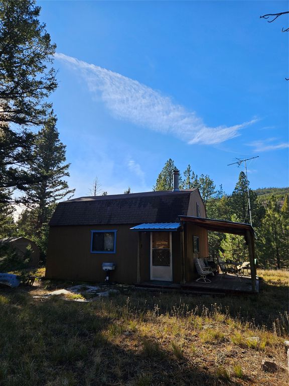 8818 Elk Trail Loop, Lincoln, MT 59639 photo 2