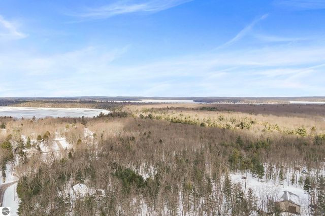 5651 Penn Lock Colony Road, Interlochen, MI 49643