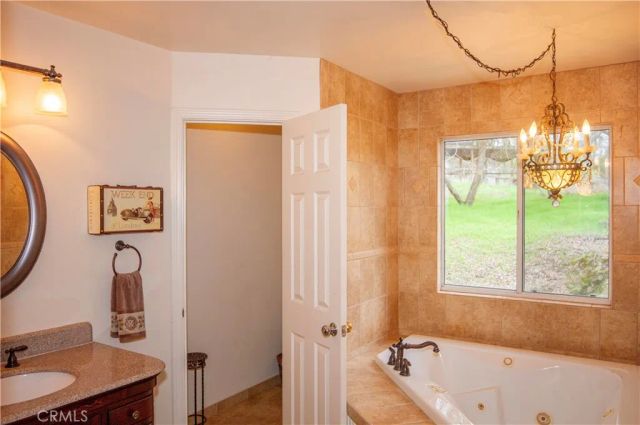 31306 Ruth Hill Road, Squaw Valley, CA 93675