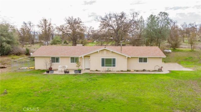 31306 Ruth Hill Road, Squaw Valley, CA 93675