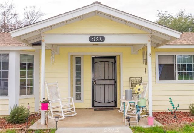 31306 Ruth Hill Road, Squaw Valley, CA 93675