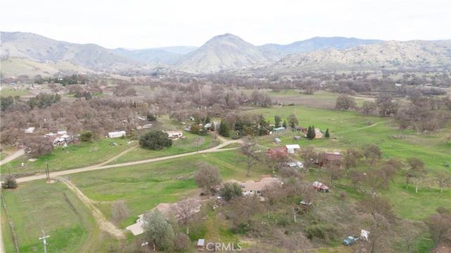 31306 Ruth Hill Road, Squaw Valley, CA 93675