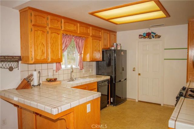 31306 Ruth Hill Road, Squaw Valley, CA 93675