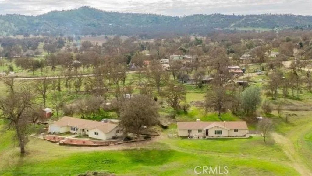 31306 Ruth Hill Road, Squaw Valley, CA 93675