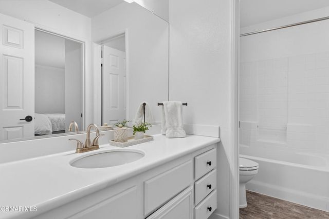 531 Shadow Lane, Simi Valley, CA 93065