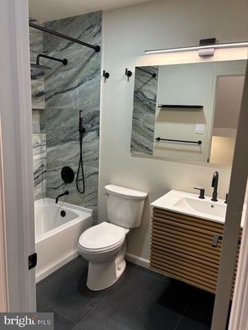 173 WILDFLOWER CIR, Yardley, PA 19067