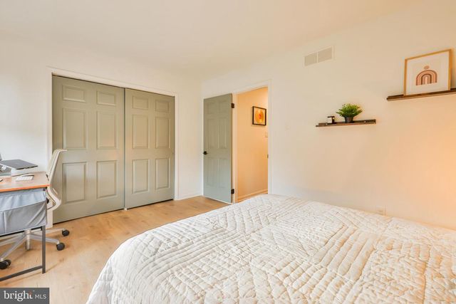 173 WILDFLOWER CIR, Yardley, PA 19067