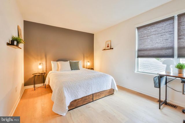 173 WILDFLOWER CIR, Yardley, PA 19067