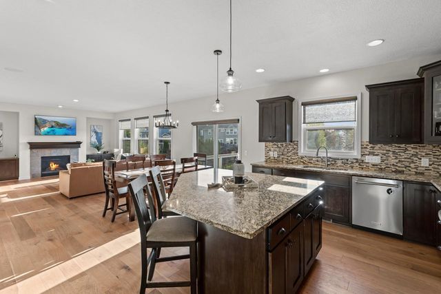 8821 Reflections Road, Chanhassen, MN 55317