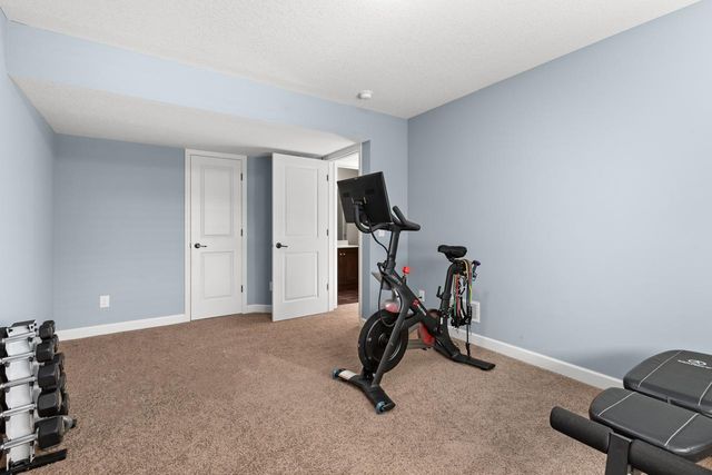 8821 Reflections Road, Chanhassen, MN 55317